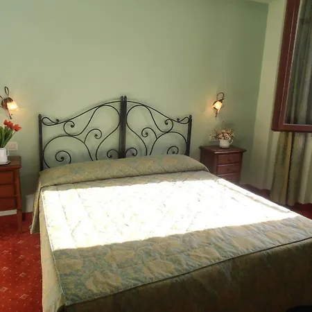 Готель Garni Bartabel 3*